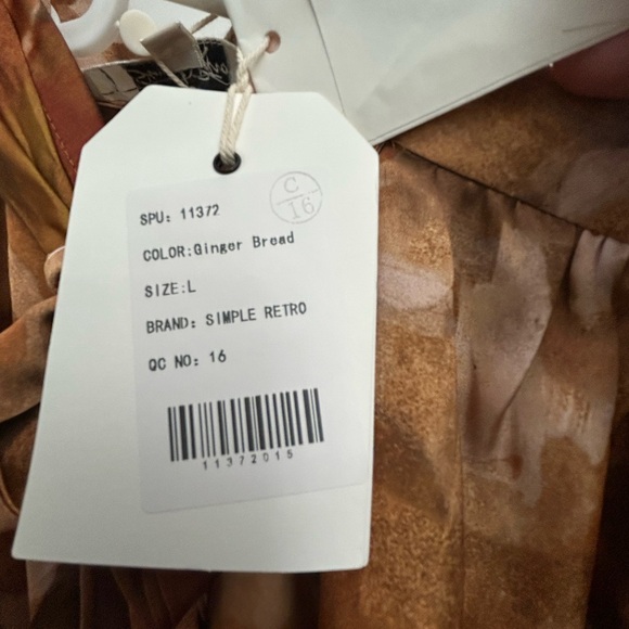 Simple Retro Button Front Blouse - Picture 2 of 3